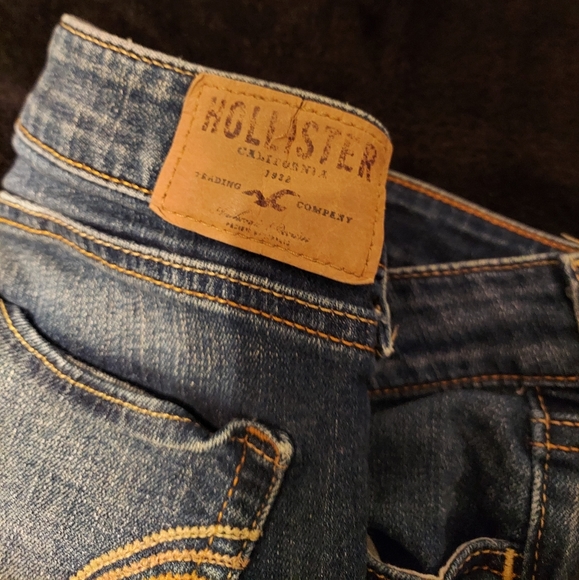 Hollister Jeans 00S - Picture 5 of 7